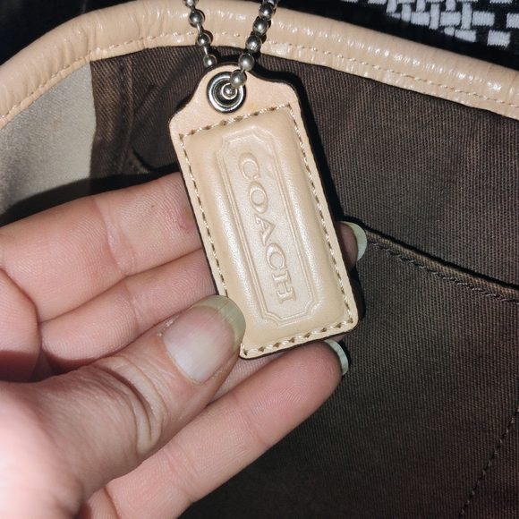 Coach Park Metro Brown and Tan Dream Signature tote EUC - Picture 7 of 8